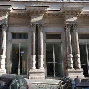 https://spagna-luxury-suite-roma.it-romehotels.com