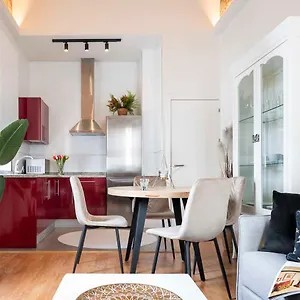 https://magno-apartments-luca-de-tena.es-andalucia.com